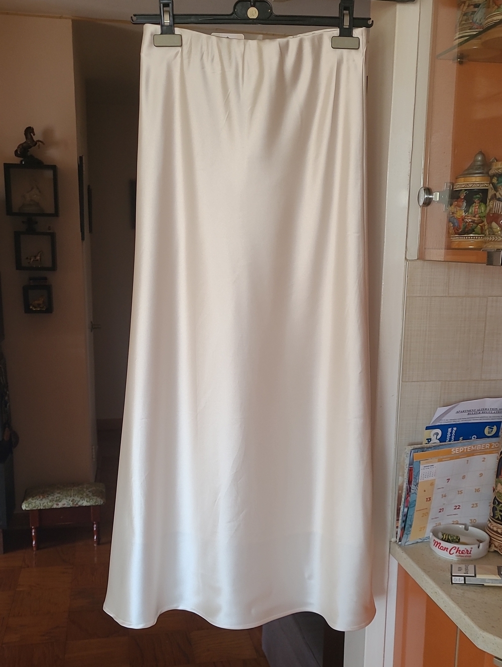 New,beige,soft,elegant Skirt